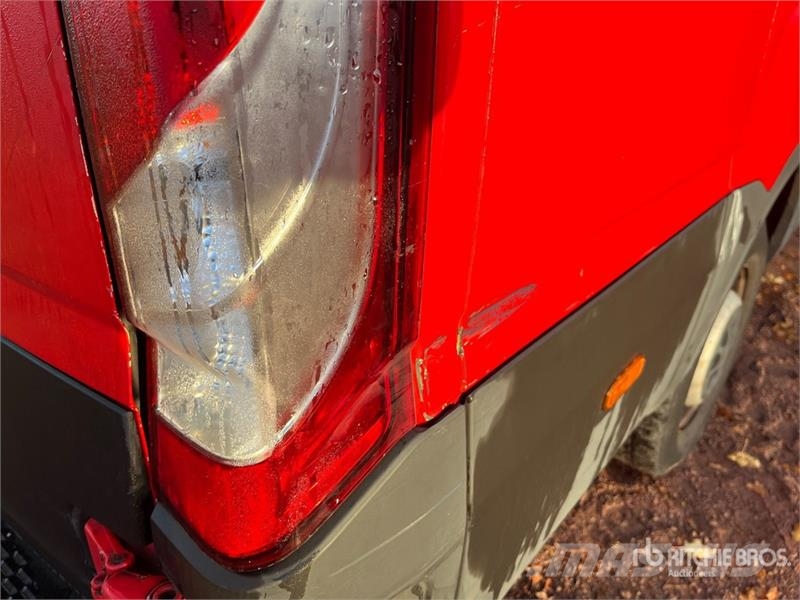 Iveco Daily HI Matic Cargo Van Dostavna vozila / kombiji