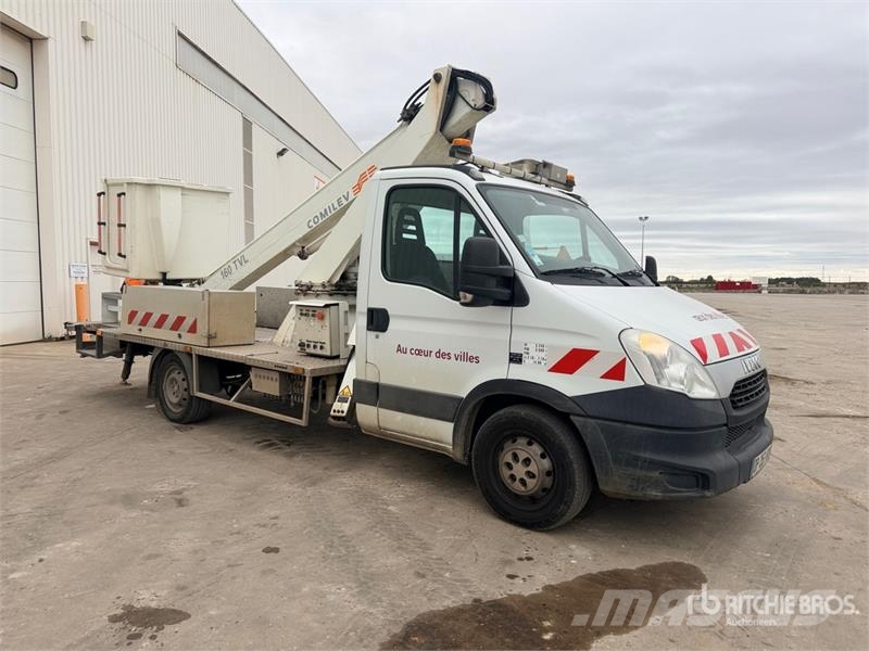 Iveco EN160TVL 16 m on Iveco 35S13 Camion Nacelle Bucket Pacēlāji uz automašīnas bāzes