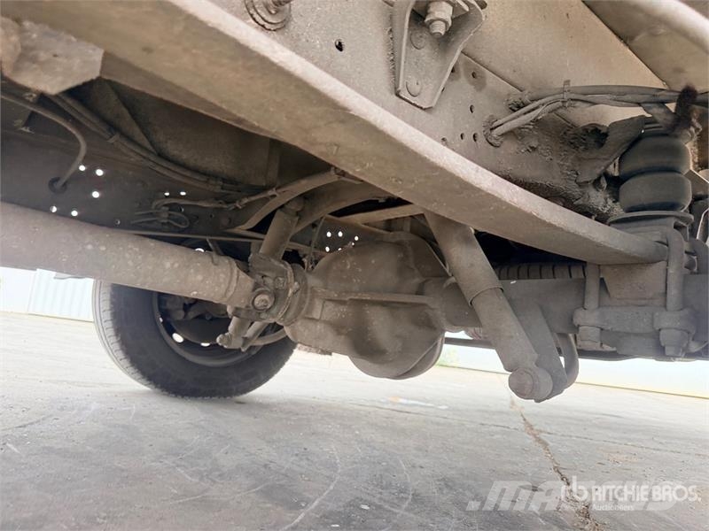 Iveco EN160TVL 16 m on Iveco 35S13 Camion Nacelle Bucket Pacēlāji uz automašīnas bāzes
