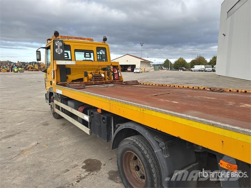 Iveco Eurocargo 120EL21 Tow Truck Camiões de Reciclagem