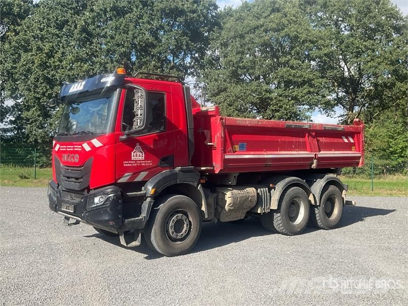 Iveco Eurocargo 6x4 T/A Dump Truck Kipper