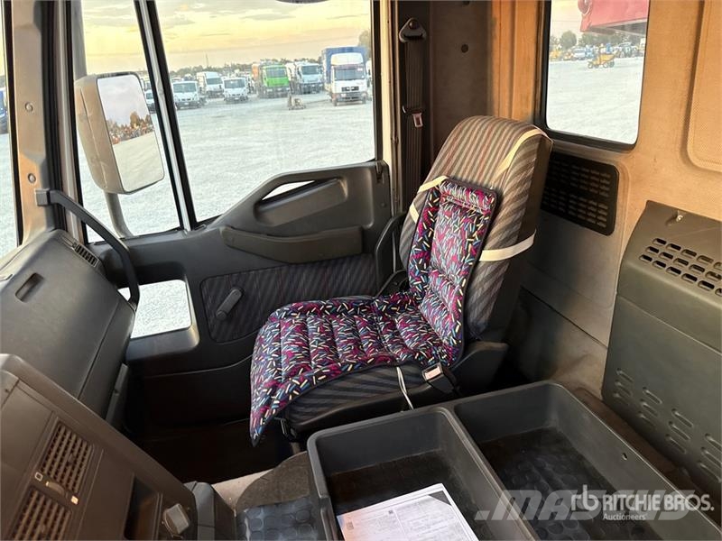 Iveco Eurotech 400E34 6x2 T/A Dump Truck Sklápěče