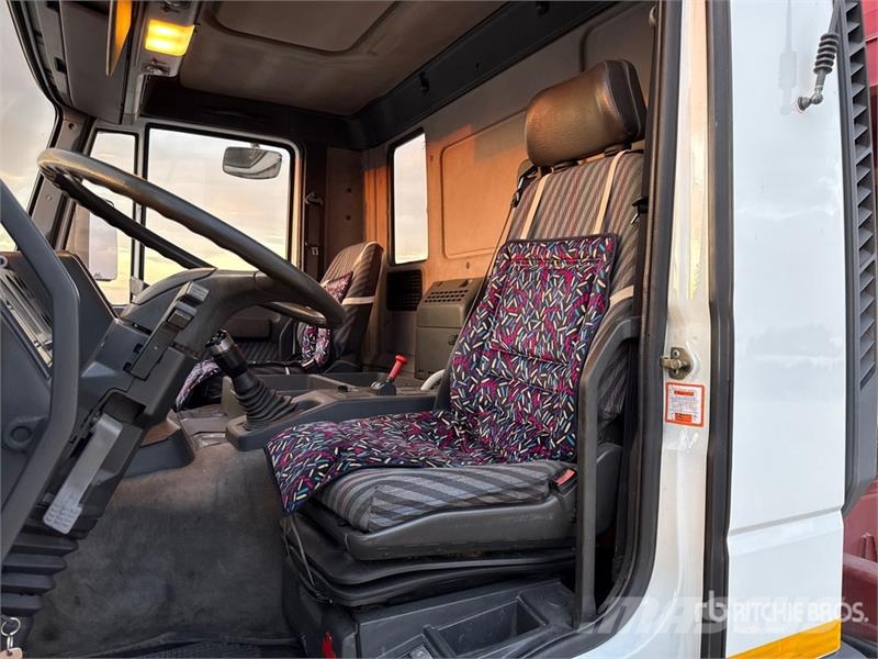 Iveco Eurotech 400E34 6x2 T/A Dump Truck Sklápěče
