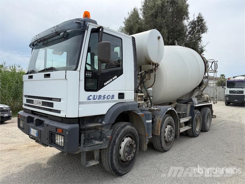 Iveco Eurotrakker شاحنات خرسانة