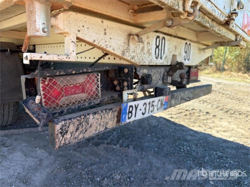 Iveco F22 480 kg on Iveco 65C17 4x2 Camion Benne Dump Tr Kamioni sa kranom