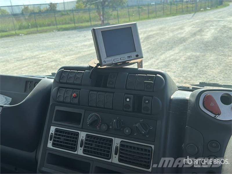 Iveco FJVT650 on Iveco 150E22 Sweeper Truck Kehrmaschine