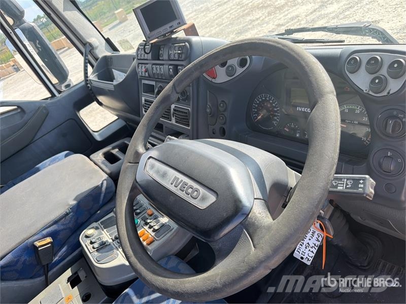 Iveco FJVT650 on Iveco 150E22 Sweeper Truck Kehrmaschine
