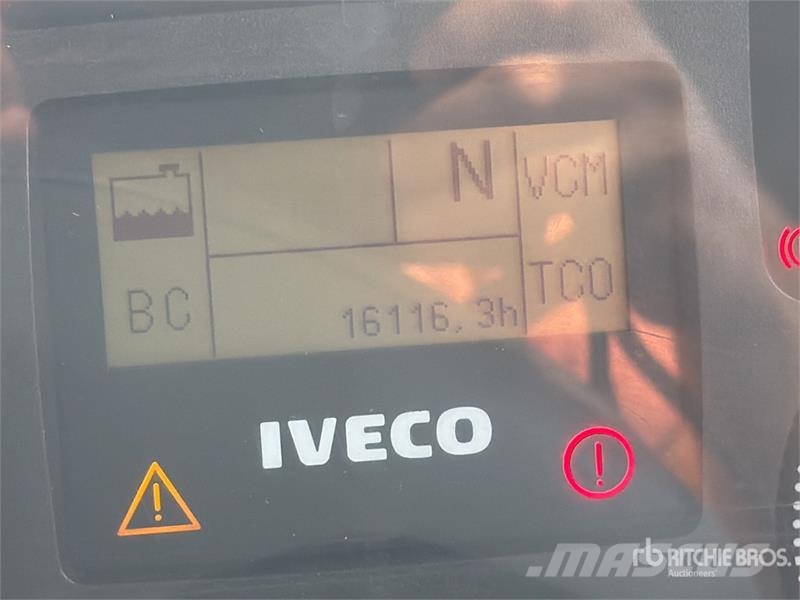 Iveco FJVT650 on Iveco 150E22 Sweeper Truck Kehrmaschine