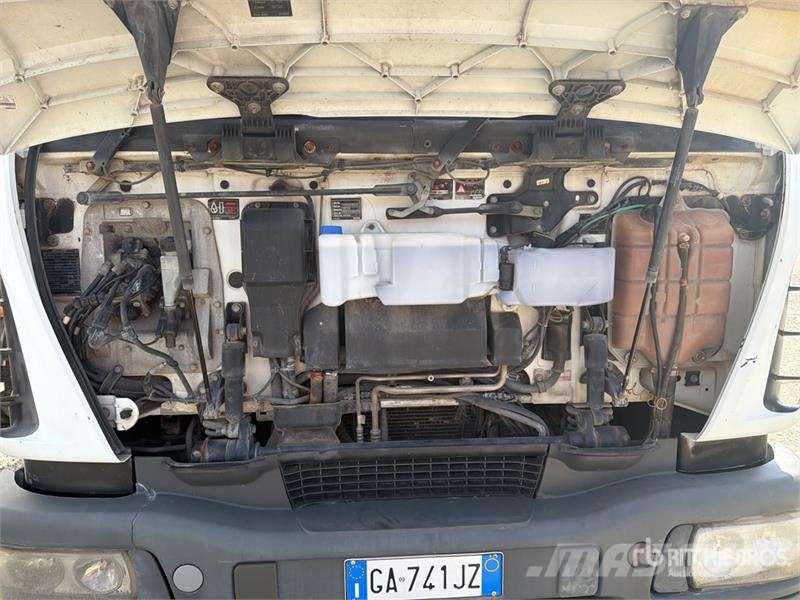 Iveco FJVT650 on Iveco 150E22 Sweeper Truck Kehrmaschine