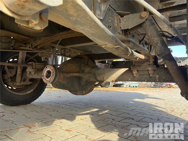Iveco KIPPER3,5T 4x2 Flatbed Dump Truck (Inoperable) Tippbil