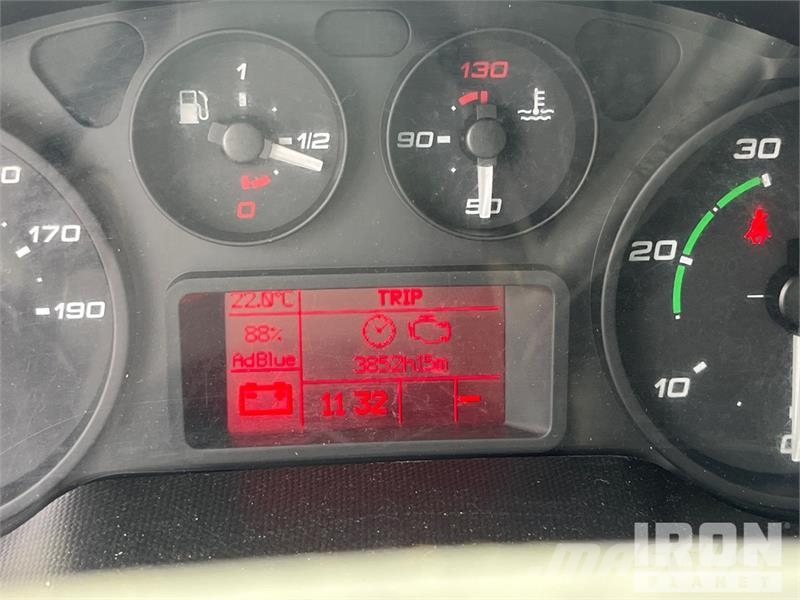 Iveco KIPPER3,5T 4x2 Flatbed Dump Truck (Inoperable) Tippbil