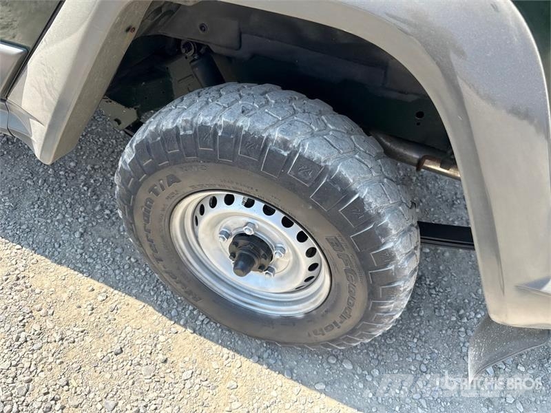 Iveco Massif SUV PKWs