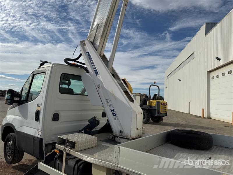 Iveco MT 202 20.2 m on Iveco 35-140 4x2 Camion Nacelle B Teherautóra szerelt emelők és állványok