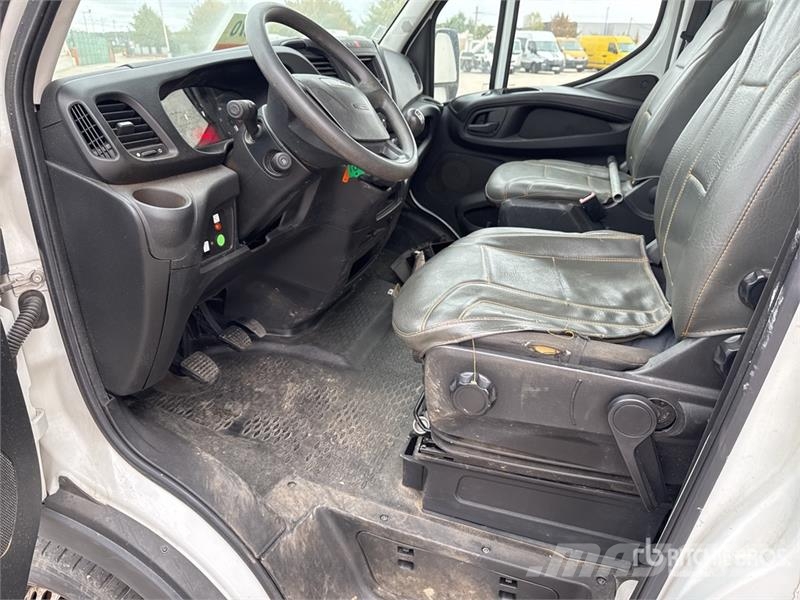 Iveco MT 202 20.2 m on Iveco 35-140 4x2 Camion Nacelle B Bilmontert lift