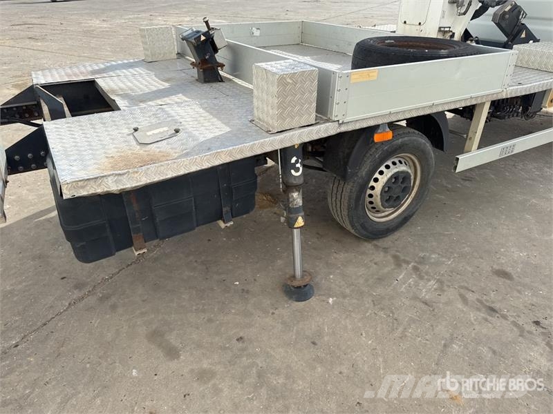 Iveco MT 202 20.2 m on Iveco 35-140 4x2 Camion Nacelle B Teherautóra szerelt emelők és állványok