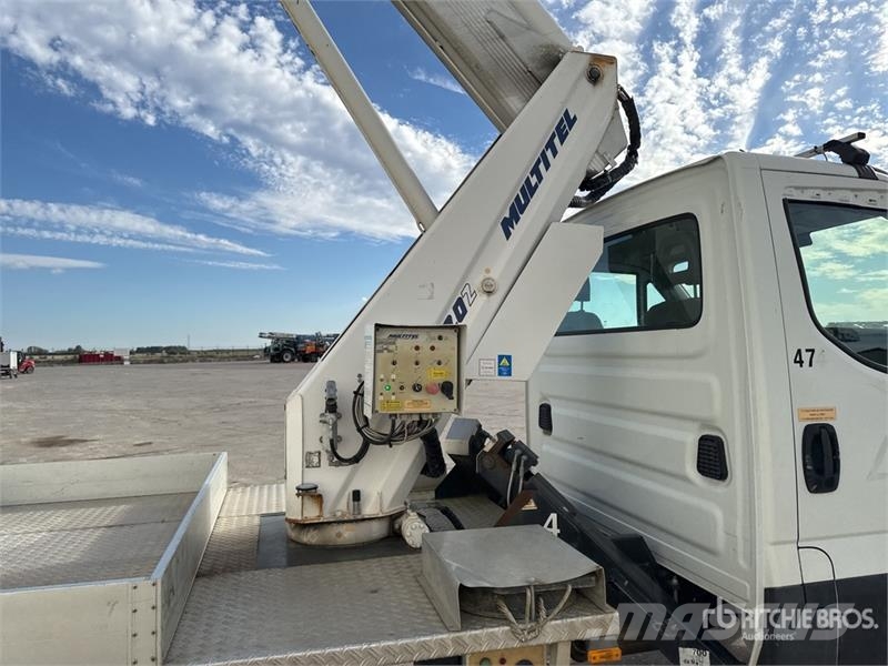 Iveco MT 202 20.2 m on Iveco 35-140 4x2 Camion Nacelle B Teherautóra szerelt emelők és állványok