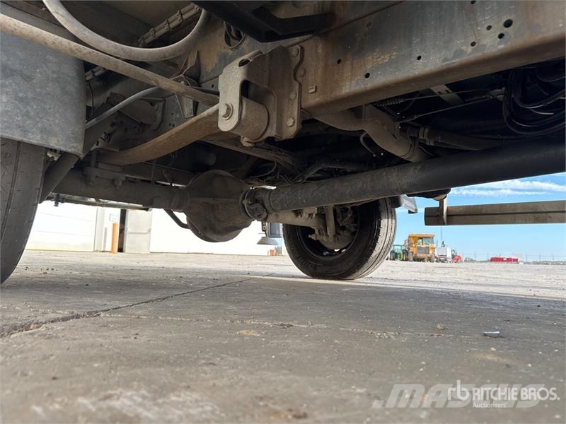 Iveco MT 202 20.2 m on Iveco 35-140 4x2 Camion Nacelle B Teherautóra szerelt emelők és állványok
