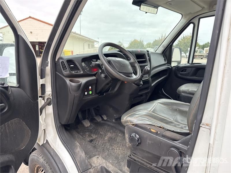 Iveco MT 202 20.2 m on Iveco 35-140 4x2 Camion Nacelle B Bilmontert lift