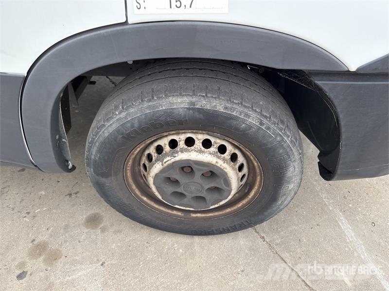 Iveco MT 202 20.2 m on Iveco 35-140 4x2 Camion Nacelle B Bilmontert lift