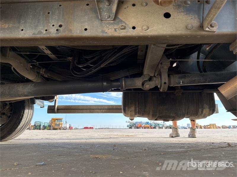 Iveco MT 202 20.2 m on Iveco 35-140 4x2 Camion Nacelle B Teherautóra szerelt emelők és állványok