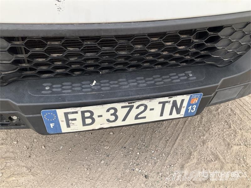 Iveco MT 240 24 m on Iveco 35-120 4x2 Camion Nacelle Buc Camion nacelle