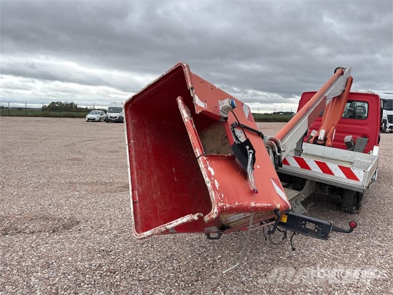 Iveco on Iveco 35-120 4x2 Camion Nacelle Bucket Truck (I Auto korvtõstukid