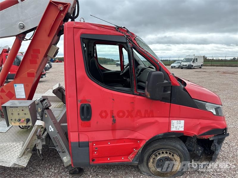 Iveco on Iveco 35-120 4x2 Camion Nacelle Bucket Truck (I Auto korvtõstukid