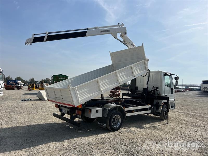 Iveco on Iveco Eurocargo 4x2 Dump Truck with Crane Darus teherautók