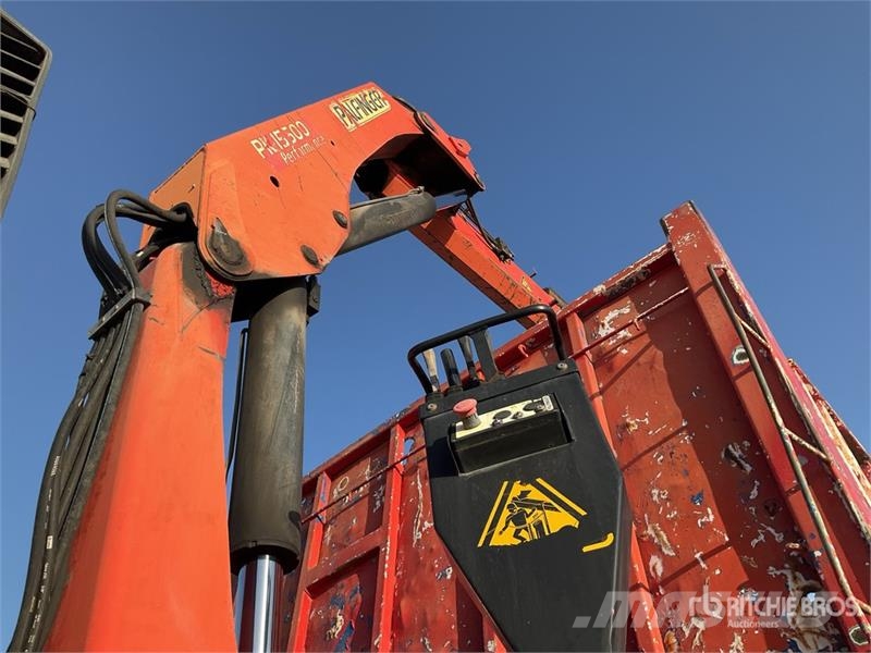 Iveco Palfinger PK15500 on  Iveco ML180E28 4x2 Dump Truc Kranbilar