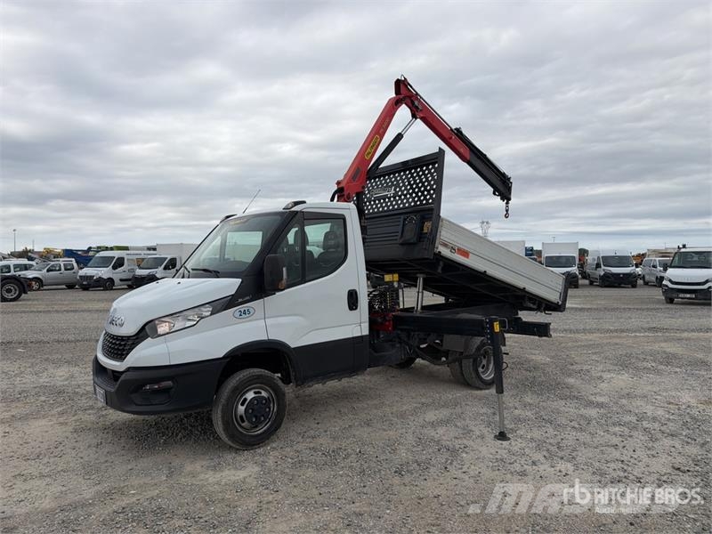 Iveco Palfinger PK3400 990 kg on Iveco Daily 35C14 Dump Tovornjaki z žerjavom