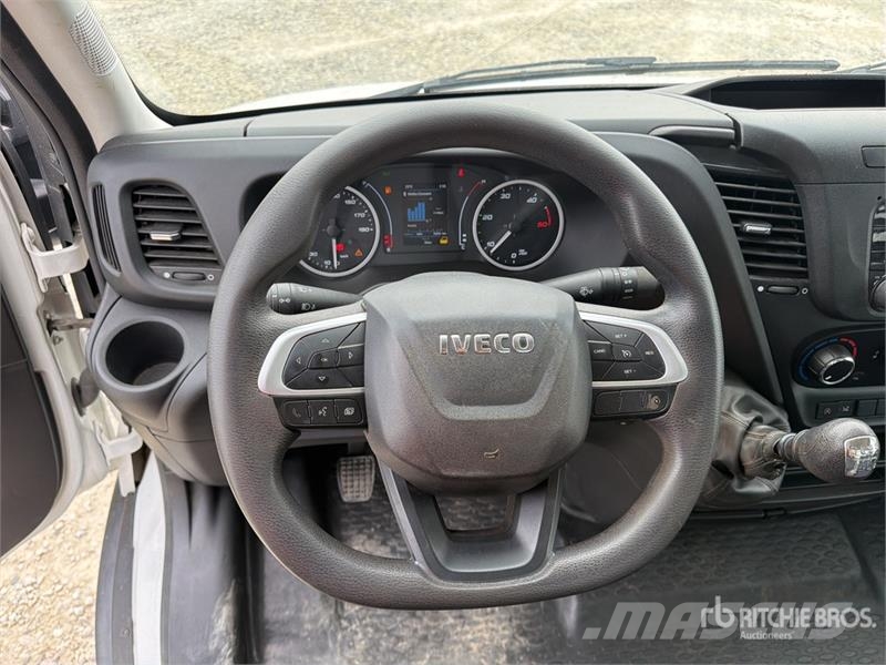 Iveco Palfinger PK3400 990 kg on Iveco Daily 35C14 Dump Tovornjaki z žerjavom