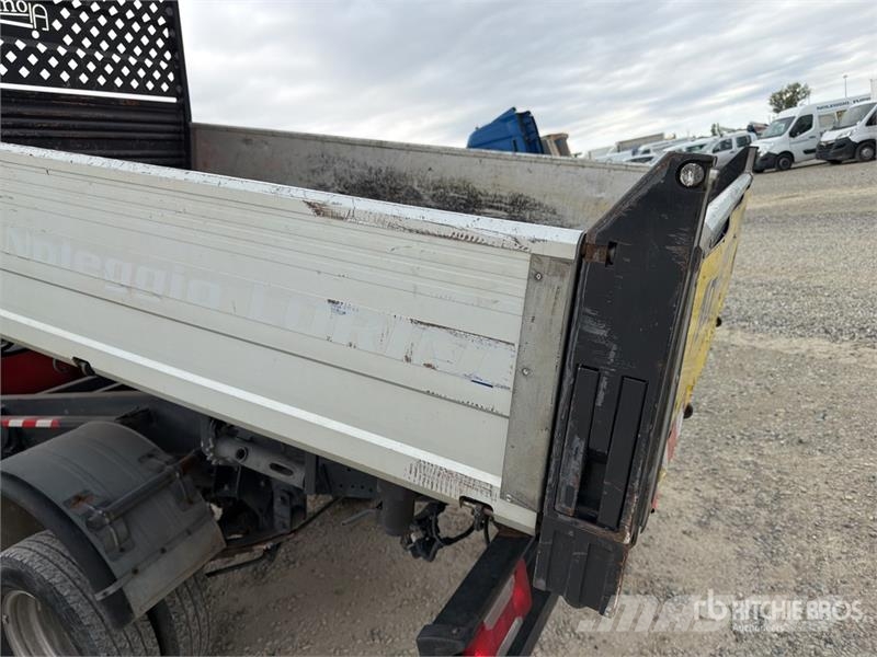Iveco Palfinger PK3400 990 kg on Iveco Daily 35C14 Dump Tovornjaki z žerjavom