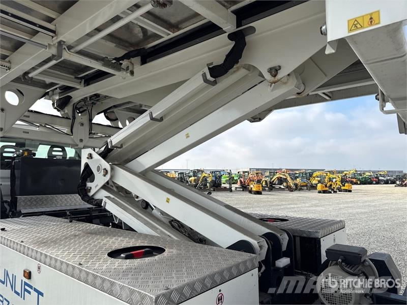 Iveco Palfinger Tunlift 737-500 5 m on Iveco Daily 70-1 LKW-Arbeitsbühnen