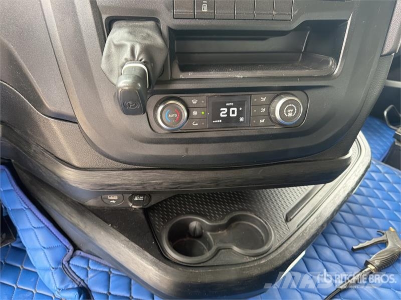Iveco s-way 490 4x2 S/A Sleeper Truck Tractor Vlačilci