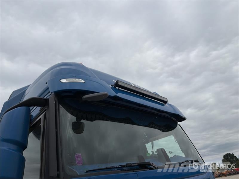 Iveco s-way 490 4x2 S/A Sleeper Truck Tractor Vlačilci