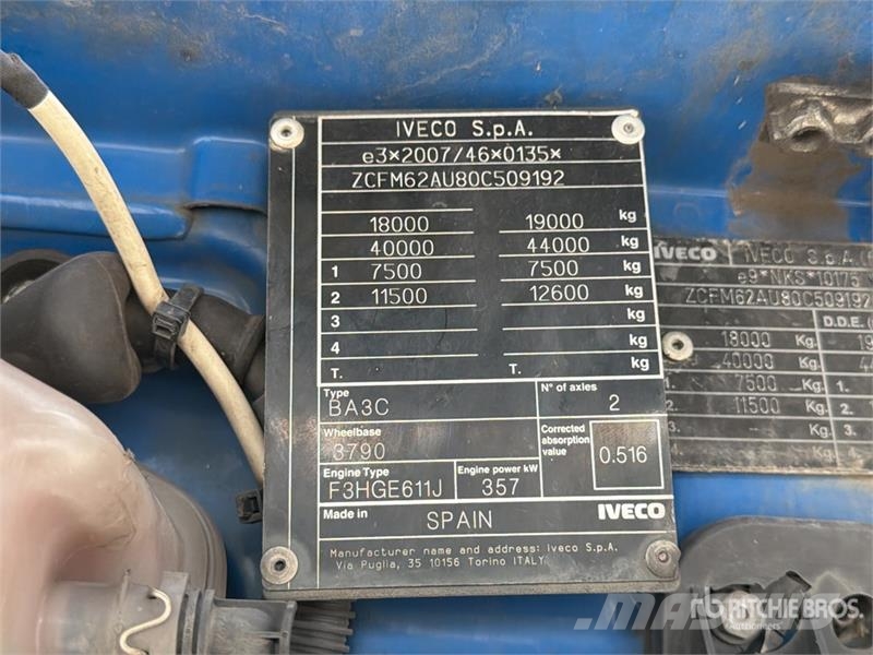 Iveco s-way 490 4x2 S/A Sleeper Truck Tractor Vlačilci