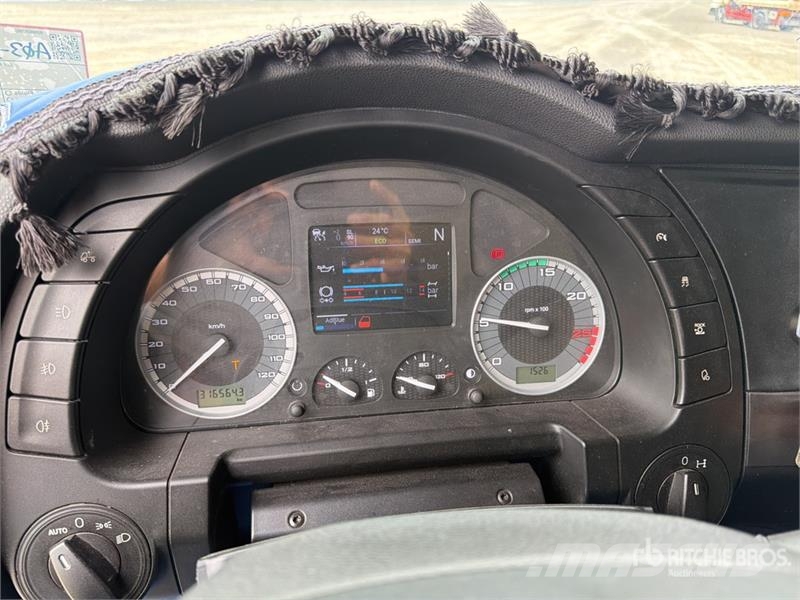 Iveco s-way 490 4x2 S/A Sleeper Truck Tractor Vlačilci