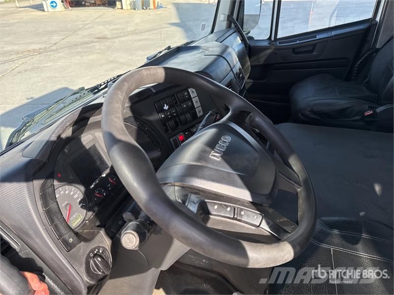 Iveco Stralis 360 EEV 8x2 Camion Plateau Flatbed Truck Platformos/ Pakrovimas iš šono