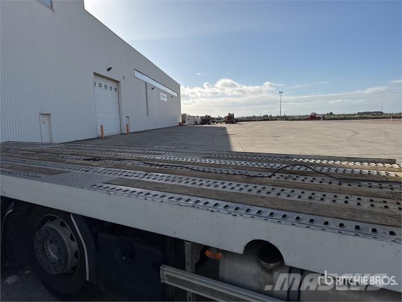 Iveco Stralis 360 EEV 8x2 Camion Plateau Flatbed Truck Platformos/ Pakrovimas iš šono