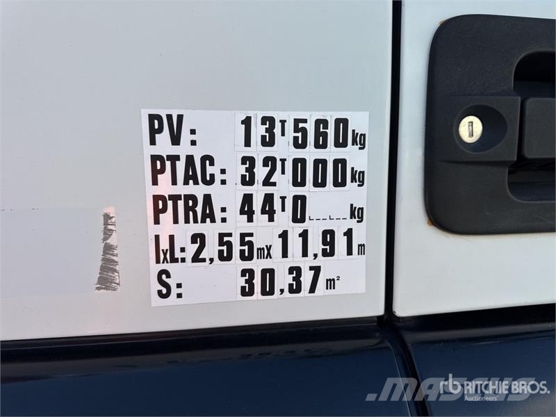 Iveco Stralis 360 EEV 8x2 Camion Plateau Flatbed Truck Platformos/ Pakrovimas iš šono