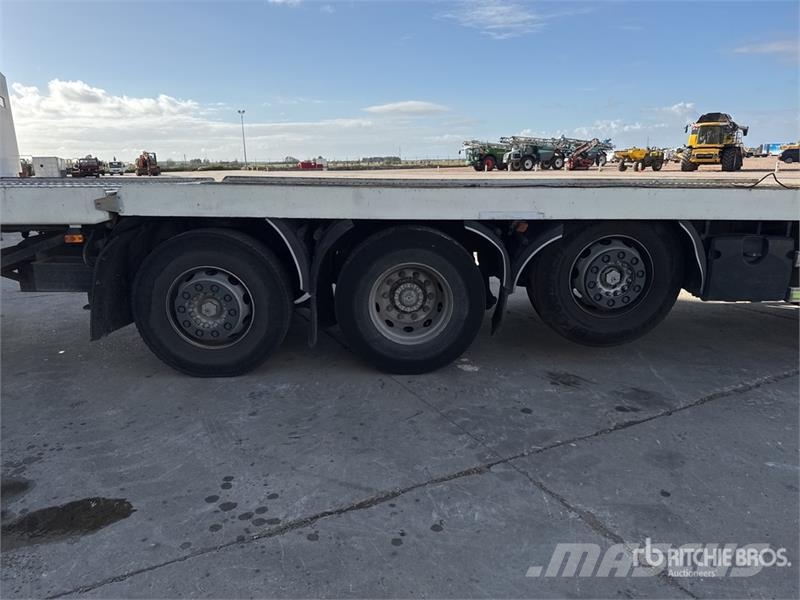 Iveco Stralis 360 EEV 8x2 Camion Plateau Flatbed Truck Platformos/ Pakrovimas iš šono
