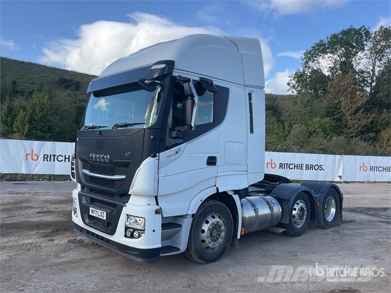 Iveco Stralis 460 LNG 6x2 Tri/A Sleeper Truck Tractor Влекачи
