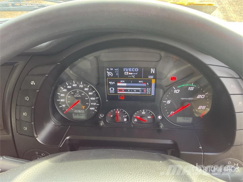 Iveco Stralis 460 LNG 6x2 Tri/A Sleeper Truck Tractor Tractor Units