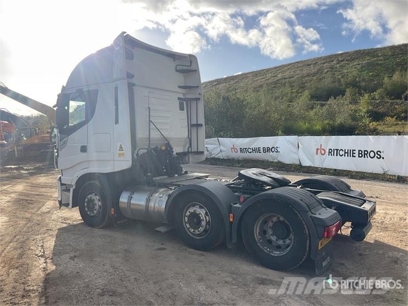 Iveco Stralis 460 LNG 6x2 Tri/A Sleeper Truck Tractor Tractor Units