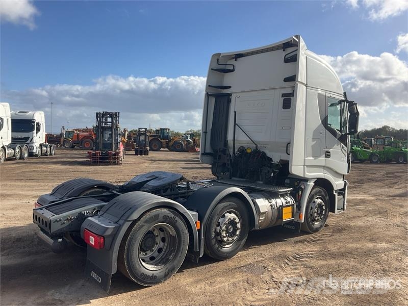 Iveco Stralis 460 LNG 6x2 Tri/A Sleeper Truck Tractor Влекачи