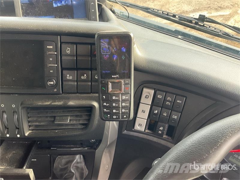 Iveco Stralis 460 LNG 6x2 Tri/A Sleeper Truck Tractor Tractor Units