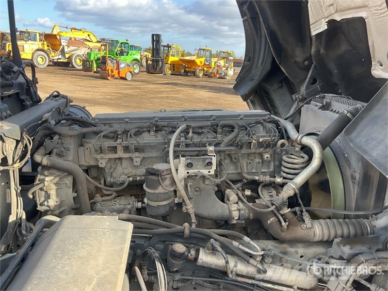 Iveco Stralis 460 LNG 6x2 Tri/A Sleeper Truck Tractor Tractor Units