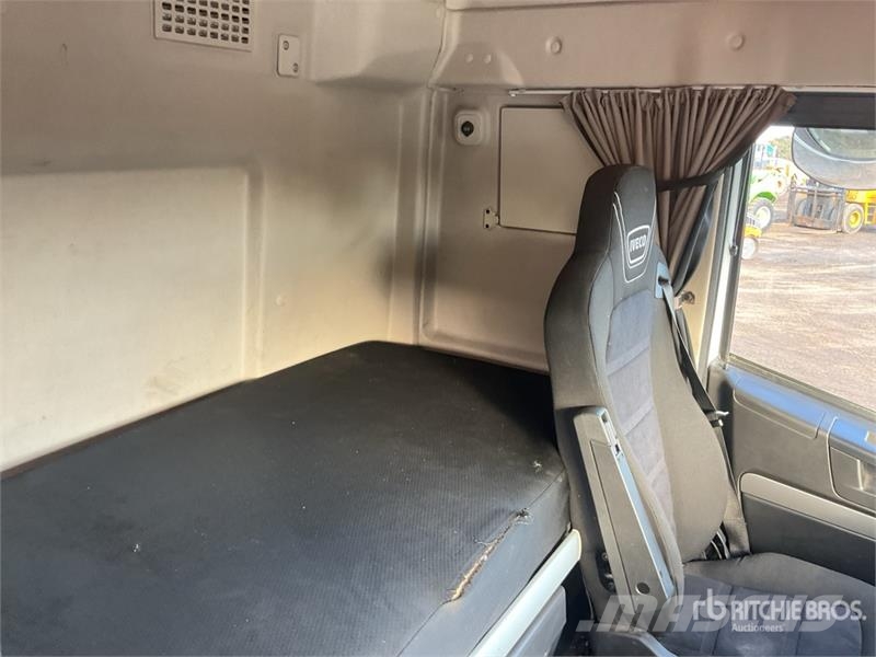 Iveco Stralis 460 LNG 6x2 Tri/A Sleeper Truck Tractor Tractor Units
