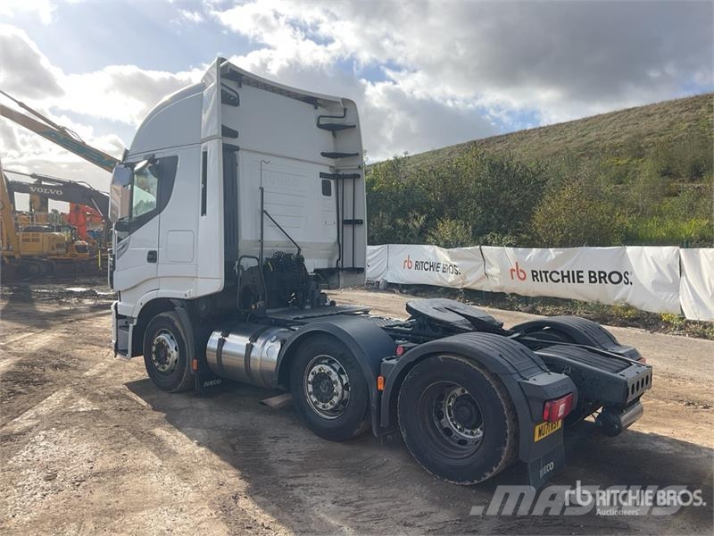 Iveco Stralis 460 LNG 6x2 Tri/A Sleeper Truck Tractor Влекачи