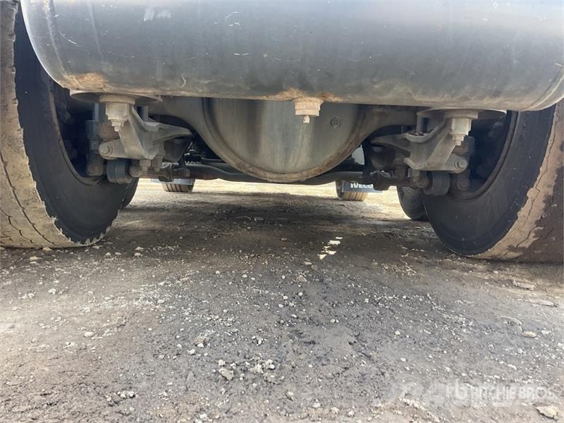 Iveco Stralis 460 LNG 6x2 Tri/A Sleeper Truck Tractor Влекачи